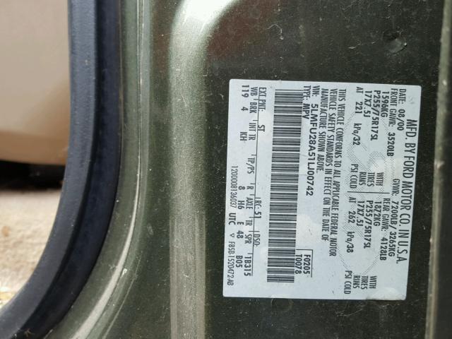 5LMFU28A51LJ00742 - 2001 LINCOLN NAVIGATOR მწვანე ფოტო 10