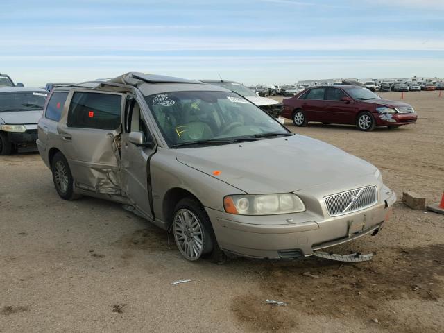 YV1SW612051512380 - 2005 VOLVO V70 GOLD photo 1