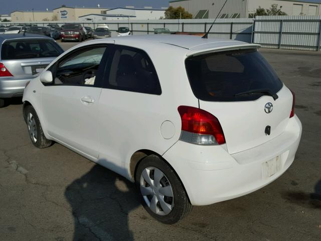 JTDJT4K39A5287983 - 2010 TOYOTA YARIS WHITE photo 3