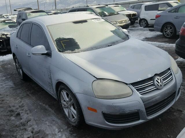 3VWPF81K66M824969 - 2006 VOLKSWAGEN JETTA VALU SILVER photo 1