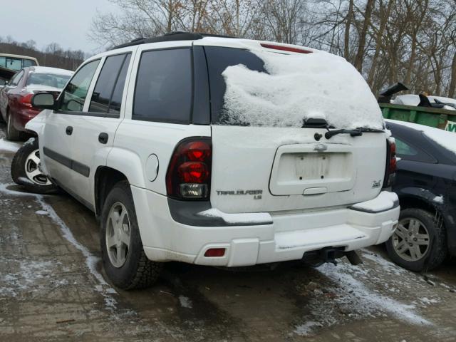 1GNDT13S552267374 - 2005 CHEVROLET TRAILBLAZE WHITE photo 3