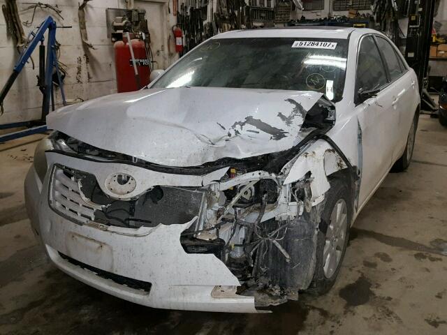 4T4BE46K89R055507 - 2009 TOYOTA CAMRY BASE WHITE photo 2