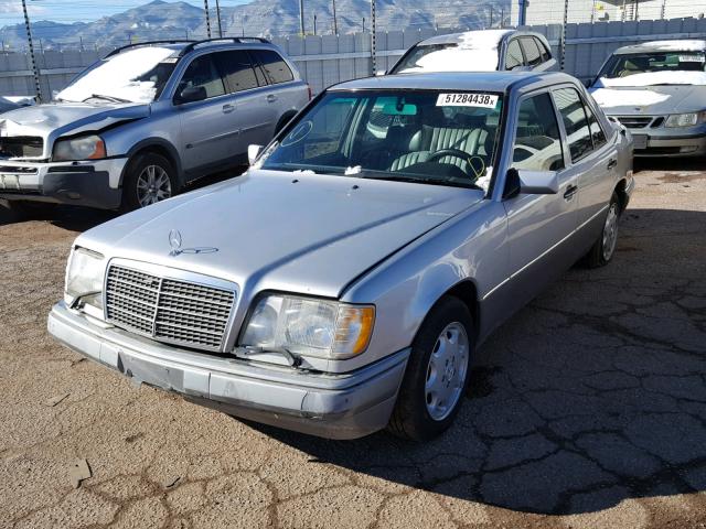 WDBEB31E5SC210167 - 1995 MERCEDES-BENZ E 300D SILVER photo 2