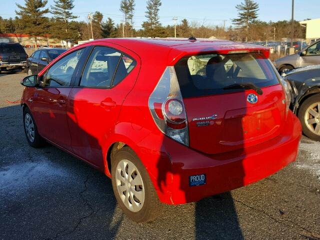 JTDKDTB31D1556839 - 2013 TOYOTA PRIUS C RED photo 3