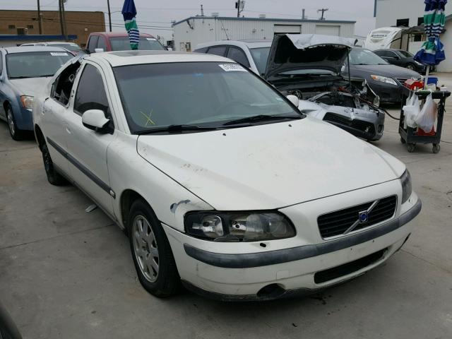 YV1RS61R422171739 - 2002 VOLVO S60 WHITE photo 1