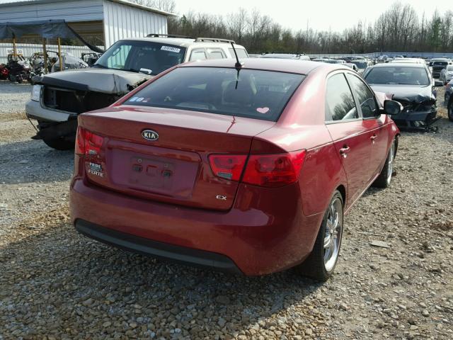 KNAFU4A23A5810472 - 2010 KIA FORTE EX RED photo 4