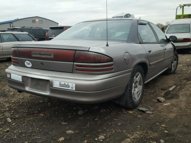 1B3HD46T7TF153848 - 1996 DODGE INTREPID SILVER photo 4