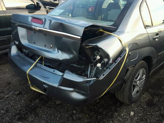 1G1ZS51F26F279323 - 2006 CHEVROLET MALIBU LS SILVER photo 9