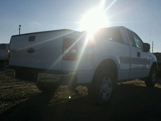 1FTRF12W34NC07763 - 2004 FORD F150 WHITE photo 4