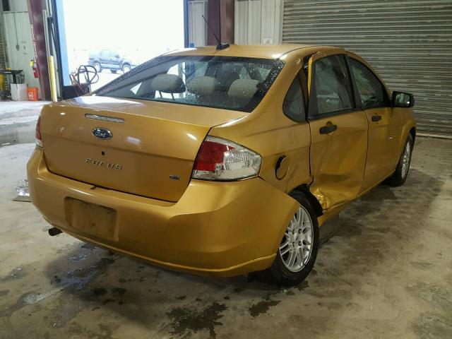 1FAHP35N19W158660 - 2009 FORD FOCUS SE GOLD photo 4