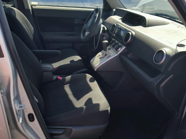 JTLKE50EX91082091 - 2009 TOYOTA SCION XB 银色 照片 5