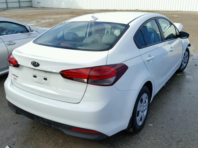 3KPFK4A7XHE089781 - 2017 KIA FORTE LX WHITE photo 4