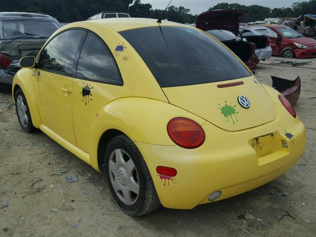 3VWCS21C71M424136 - 2001 VOLKSWAGEN NEW BEETLE 黄色 照片 3