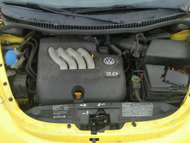 3VWCS21C71M424136 - 2001 VOLKSWAGEN NEW BEETLE 黄色 照片 7