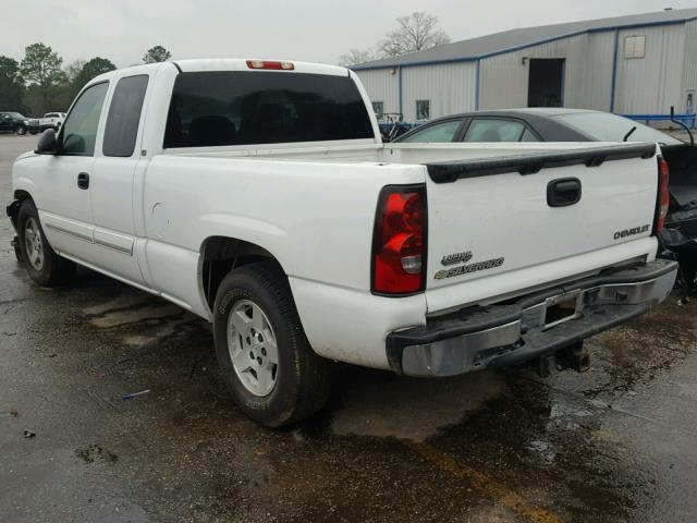 2GCEC19T551272586 - 2005 CHEVROLET SILVERADO WHITE photo 3