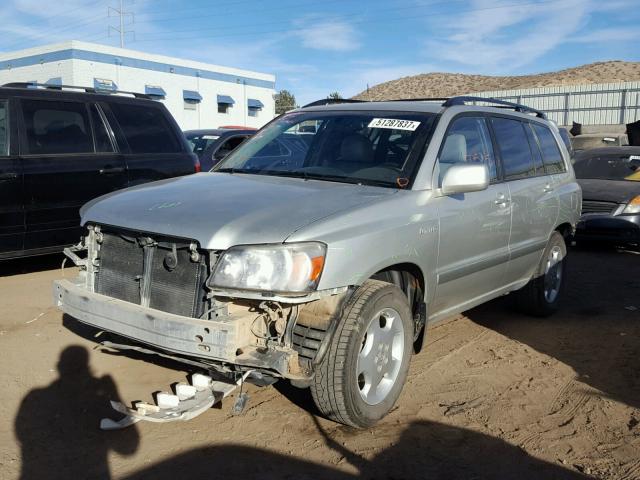 JTEDP21A950063875 - 2005 TOYOTA HIGHLANDER SILVER photo 2