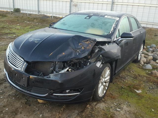3LN6L2G93DR812010 - 2013 LINCOLN MKZ BLACK photo 2
