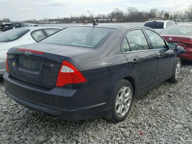 3FAHP0HA4BR132912 - 2011 FORD FUSION SE BLACK photo 4