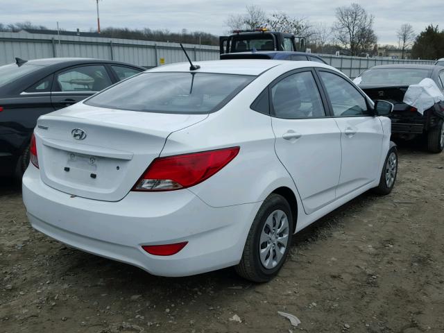 KMHCT4AE2GU989598 - 2016 HYUNDAI ACCENT SE WHITE photo 4