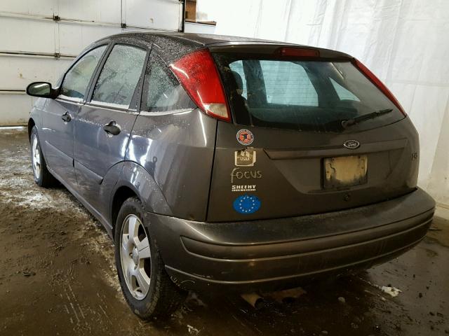 3FAFP37363R141429 - 2003 FORD FOCUS ZX5 GRAY photo 3