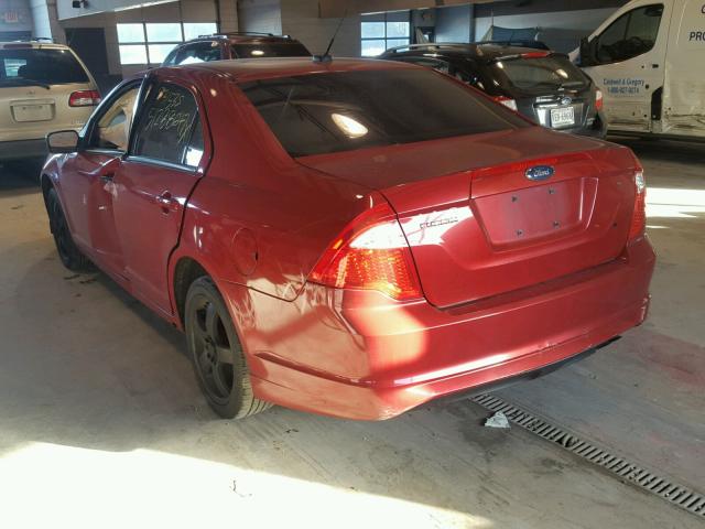 3FAHP0GA0AR100071 - 2010 FORD FUSION S RED photo 3