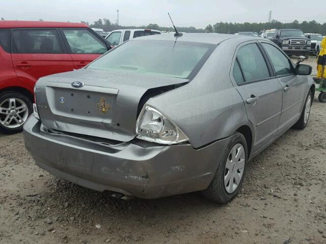 3FAHP06Z38R207052 - 2008 FORD FUSION S SILVER photo 4