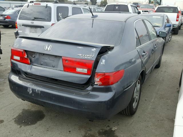 JHMCN36555C013298 - 2005 HONDA ACCORD HYB GRAY photo 4