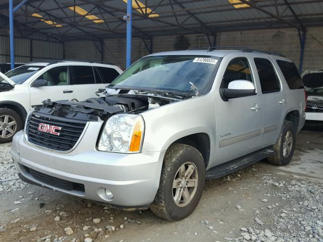 1GKS2CE09DR298325 - 2013 GMC YUKON SLT SILVER photo 2