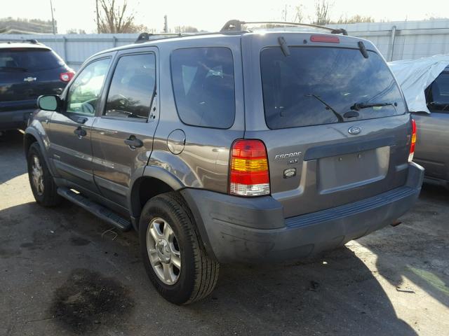 1FMYU03122KB64459 - 2002 FORD ESCAPE XLT GRAY photo 3