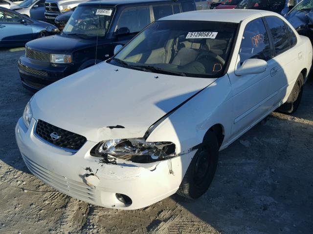 3N1CB51DXYL300250 - 2000 NISSAN SENTRA BAS WHITE photo 2