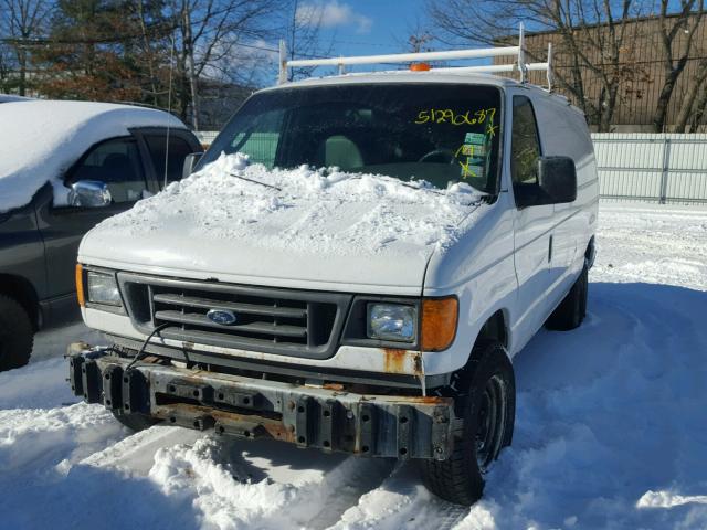 1FTSE34P25HA33853 - 2005 FORD ECONOLINE WHITE photo 9