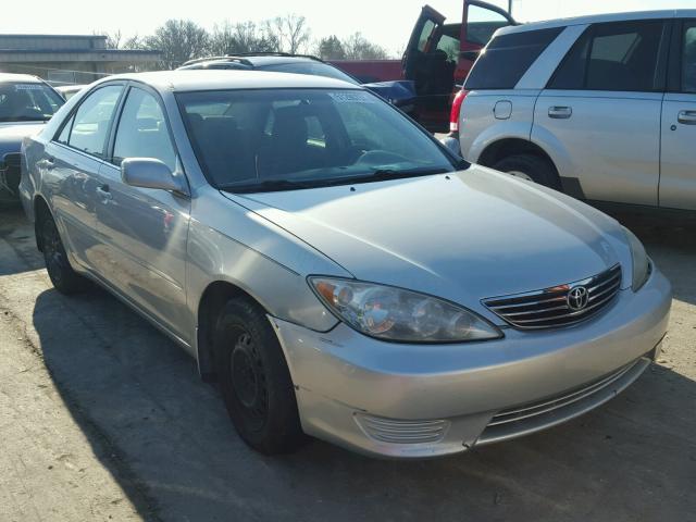 4T1BE32K45U008513 - 2005 TOYOTA CAMRY LE SILVER photo 1