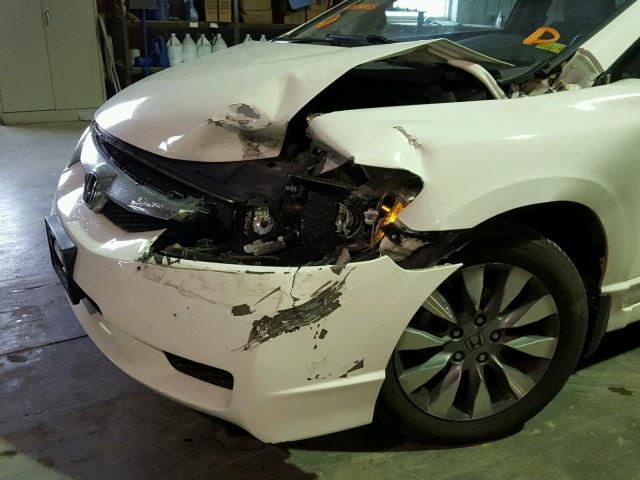 19XFA16889E034265 - 2009 HONDA CIVIC EX WHITE photo 9