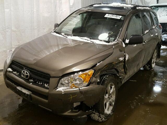 2T3BF4DV1BW157409 - 2011 TOYOTA RAV4 BROWN photo 2