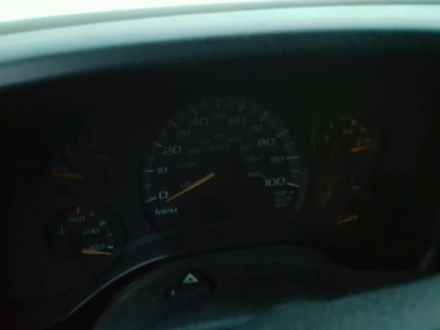 1GCFH15T731185903 - 2003 CHEVROLET EXPRESS G1 WHITE photo 8