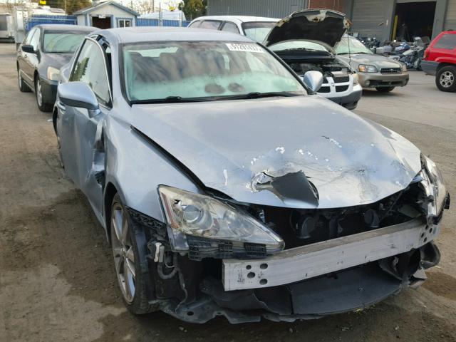 JTHBE262285019208 - 2008 LEXUS IS 350 BLUE photo 9