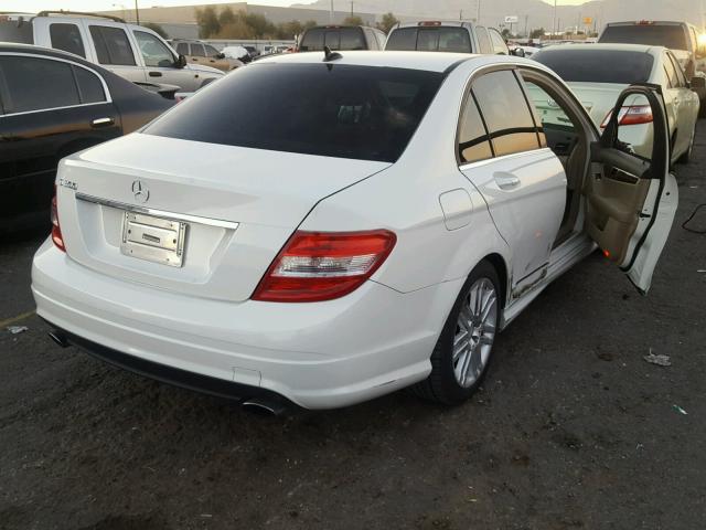 WDDGF54X99R049701 - 2009 MERCEDES-BENZ C 300 WHITE photo 4