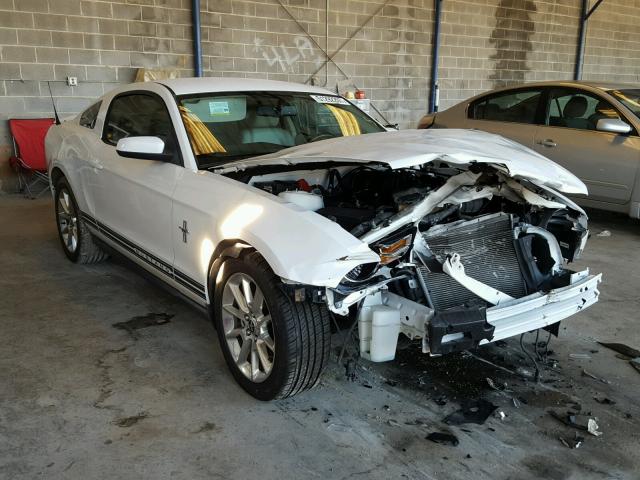 1ZVBP8AN1A5142985 - 2010 FORD MUSTANG WHITE photo 1