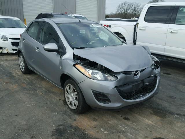 JM1DE1KY2D0156624 - 2013 MAZDA MAZDA2 GRAY photo 1