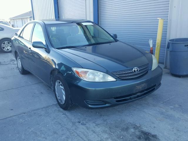 JTDBE32K030220768 - 2003 TOYOTA CAMRY LE GREEN photo 1