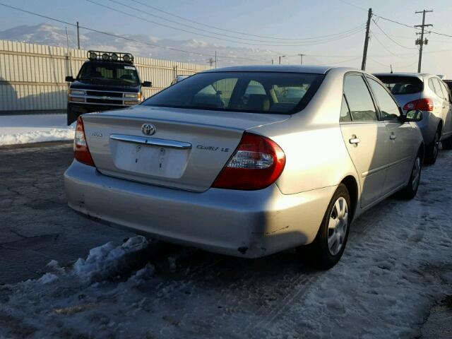 JTDBE32K330169959 - 2003 TOYOTA CAMRY LE SILVER photo 4