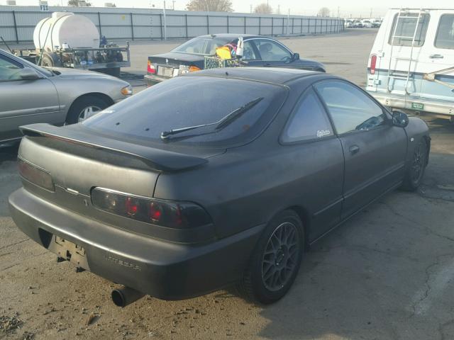 JH4DC4452VS018077 - 1997 ACURA INTEGRA LS BLACK photo 4
