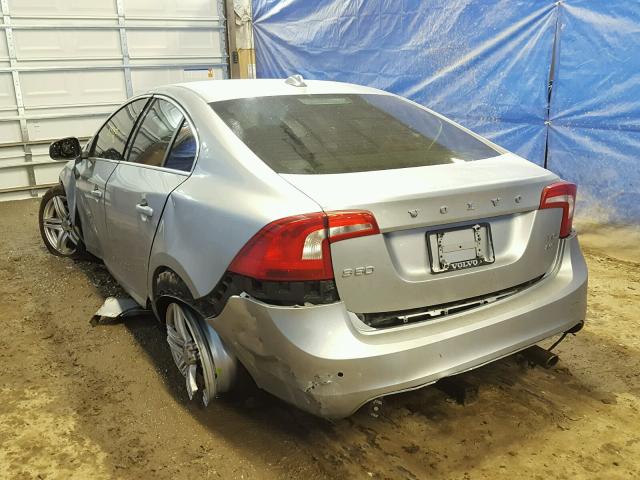 YV1902FH1C2126466 - 2012 VOLVO S60 T6 SILVER photo 3