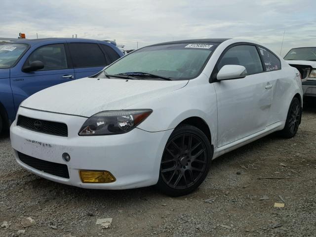 JTKDE167060087316 - 2006 TOYOTA SCION TC WHITE photo 2