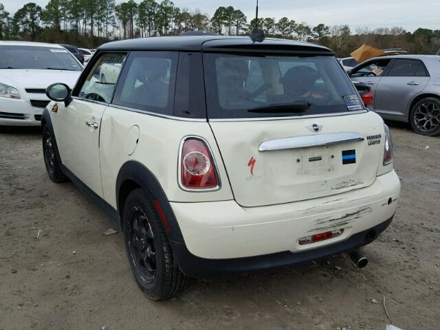 WMWSU3C52DT547536 - 2013 MINI COOPER WHITE photo 3