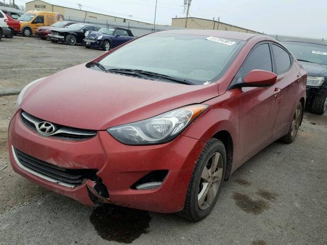 KMHDH4AEXDU774262 - 2013 HYUNDAI ELANTRA GL RED photo 2