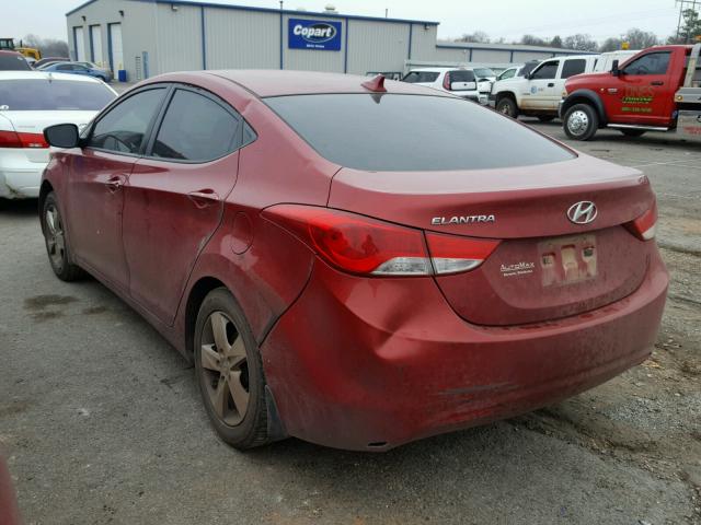 KMHDH4AEXDU774262 - 2013 HYUNDAI ELANTRA GL RED photo 3