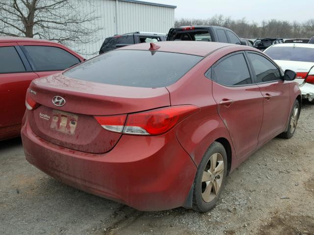 KMHDH4AEXDU774262 - 2013 HYUNDAI ELANTRA GL RED photo 4