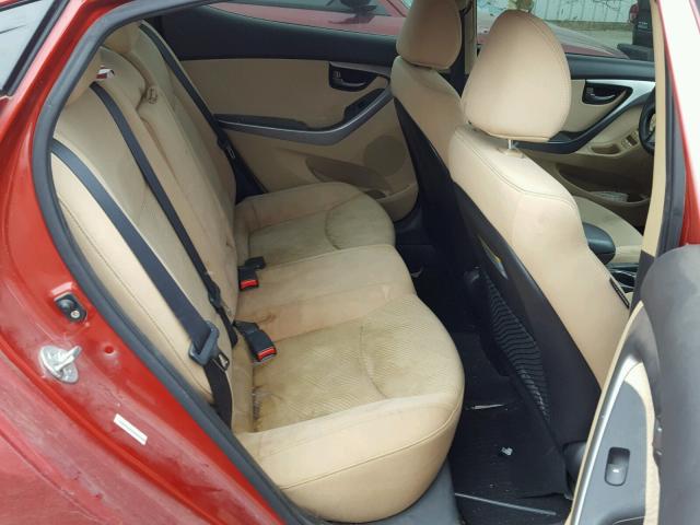 KMHDH4AEXDU774262 - 2013 HYUNDAI ELANTRA GL RED photo 6