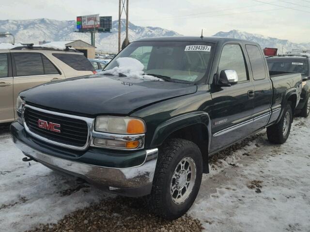 1GTGK29U71Z172386 - 2001 GMC NEW SIERRA GREEN photo 2